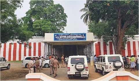 ராஜபாளையம் தேவதானம் கோயில் காவலாளிகள் இருவர் வெட்டிக் கொலை: உண்டியல் பணம் கொள்ளை