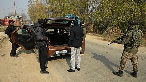 டெல்லி கார் குண்டுவெடிப்பு வழக்கை என்ஐஏ வசம் ஒப்படைத்தது மத்திய உள்துறை அமைச்சகம்