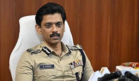 வெடிகுண்டு மிரட்டல் வெளிநாட்டிலிருந்து வரவில்லை: சென்னை காவல் ஆணையர் அருண் தகவல்