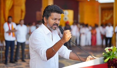 ‘கபட நாடகம் ஆடும் அவல ஆட்சி’ - திமுகவை சரமாரியாக சாடிய விஜய்