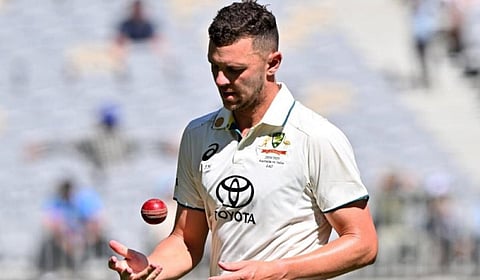 ஆஷஸ் முதல் டெஸ்ட்டிற்கு முன்னதாக ஆஸ்திரேலியாவுக்கு விழுந்த பேரிடி!