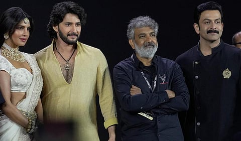 எனக்கு கடவுள் நம்பிக்கை இல்லை: இயக்குநர் ராஜமவுலி பேச்சால் சர்ச்சை