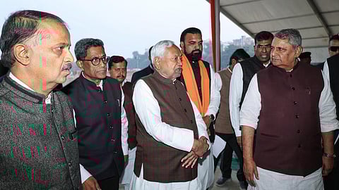 நிதிஷ் குமார்