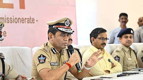 மாவோயிஸ்டுகள் என்கவுன்ட்டர் பற்றி விவரித்த கூடுதல் டிஜிபி மகேஷ் சந்திர லத்தா