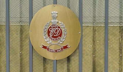 நிலம் கையகப்படுத்தியதில் பல கோடி ரூபாய் மோசடி: 15 இடங்களில் அமலாக்கத் துறை சோதனை