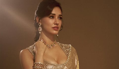 தக தக தக... நடிகை திஷா பதானி கலக்கல் க்ளிக்ஸ்!