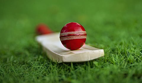 ‘ஹிட் த பால் ட்வைஸ்’ என்று அவுட் தரப்பட்ட மணிப்பூர் வீரர் -  ரஞ்சி டிராபியில் சுவாரஸ்யம்!