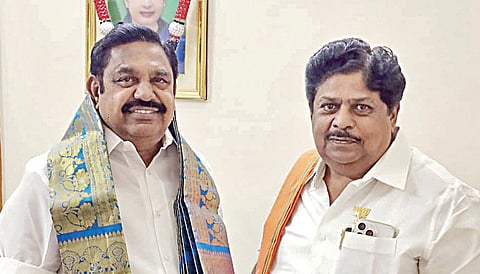 பழனிசாமியை நேற்று சந்தித்த கே.பி.ராமலிங்கம்