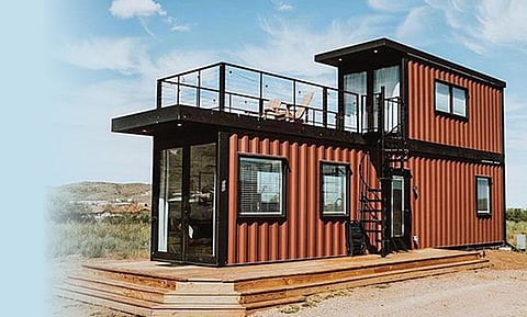 வீடு போன்ற வசதி, குறைந்த செலவு: பிரபலமாகியுள்ள கண்டெய்னர் வீடுகள்