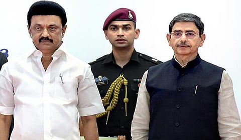 மக்களாட்சியின் விழுமியங்கள் காக்கப்பட வேண்டும்