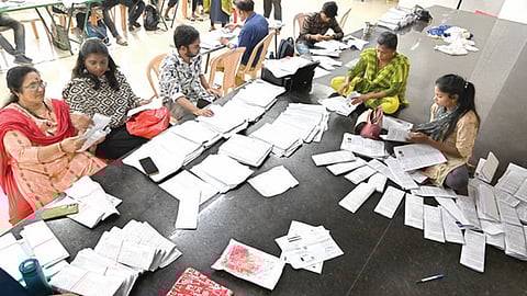 தமிழகம், புதுச்சேரி, கேரளா உள்ளிட்ட 12 மாநிலங்களில் எஸ்ஐஆர் படிவம் சமர்ப்பிக்க டிச.11 வரை அவகாசம் நீட்டிப்பு