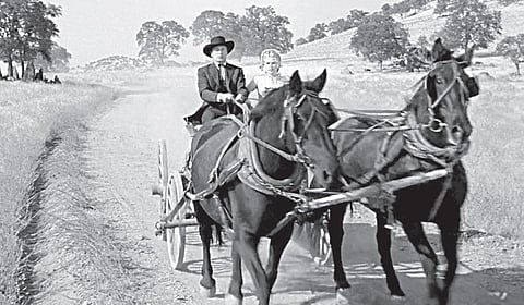 ‘ஹைநூன்’ - 1952: நீதிக்காக போராடுபவனை கைவிடும் மக்கள் - ஹாலிவுட் மேட்னி 8