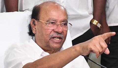 தேர்தல் ஆணையத்துக்கு எதிராக டெல்லி உயர் நீதிமன்றத்தில் ராமதாஸ் வழக்கு