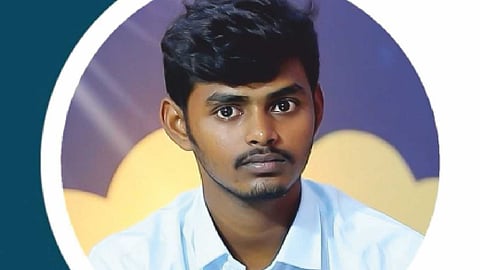 மாணவர் மனோஜ்