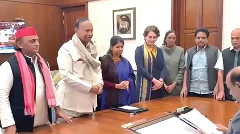 நீதிபதி சுவாமிநாதனை நீக்கக் கோரி மனு: எதிர்க்கட்சி எம்.பி.க்கள் 120 பேர் சேர்ந்து தீர்மானம்