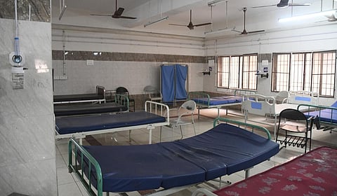 அரசு மருத்துவமனைகளில் 42 மருத்துவ கள உதவியாளர்கள் நேரடி நியமனம் - விண்ணப்பிப்பது எப்படி?