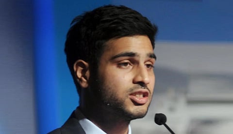 ஜெய் அன்​மோல்