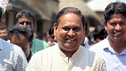 &nbsp;ஹுமாயூன் கபீர்