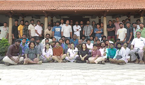 45 நாட்களில் ‘கிராண்ட் ஃபாதர்’ படப்பிடிப்பு நிறைவு