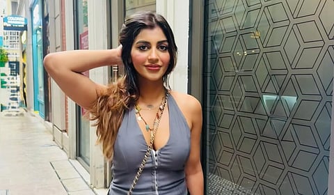 நடிகை யாஷிகா ஆனந்த் பகிர்ந்த ‘ஹாங்காங்’ க்ளிக்ஸ்!