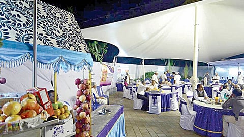 சென்னையில் களைகட்டும் கச்சேரி உணவகங்கள்!