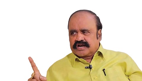 “அதிமுகவை ஆட்சிக்கு வராமல் தடுப்பதே பழனிசாமியின் நோக்கம்” - பொரிந்து தள்ளும் பெங்களூரு புகழேந்தி | நேர்காணல்