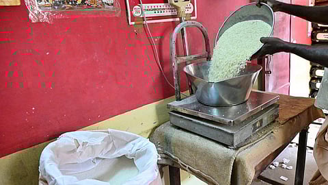 பொது விநியோக திட்டத்தில் 2.12 கோடி போலி பயனாளிகள் நீக்கம்