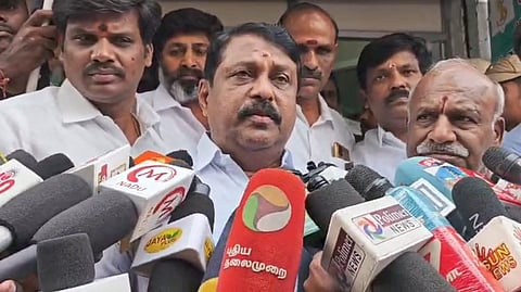 மதுரையில் உயிரிழந்த இளைஞர் குடும்பத்துக்கு ரூ.1 கோடி வழங்குக: நயினார் வலியுறுத்தல்