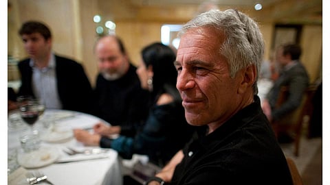 அமெரிக்காவில் சர்ச்சைக்குரிய எப்ஸ்டீன் ஆவணங்கள் வெளியீடு: பில் கிளின்டன், ட்ரம்ப் உள்ளிட்டோர் தொடர்பு அம்பலம் 