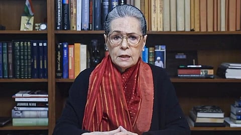 “மகாத்மா காந்தி ஊரக வேலைவாய்ப்பு திட்டத்தை சீர்குலைத்து விட்டது மோடி அரசு” - சோனியா காந்தி குற்றச்சாட்டு