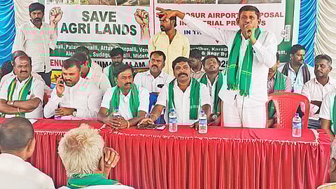 ஓசூரில் விமான நிலையம் அமைக்கும் திட்டத்துக்கு எதிர்ப்பு: முதல்வரை சந்திக்க 12 கிராம விவசாயிகள் முடிவு