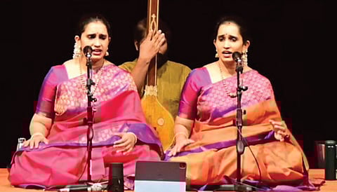 அர்ச்சனா, ஆர்த்தி சகோதரிகள்.