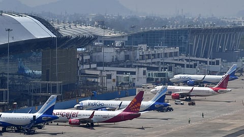 நொய்டா சர்வதேச விமான நிலையம் ஜனவரியில் திறப்பு
