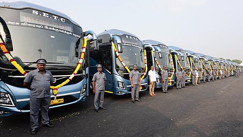 அரசின் புதிய குளிர்சாதன சொகுசு பேருந்துகளின் நவீன வசதிகள், கட்டணம் - முழு விவரம்