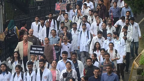 மருத்துவர்கள் வேலைநிறுத்தம்: இமாச்சலில் நோயாளிகள் பாதிப்பு