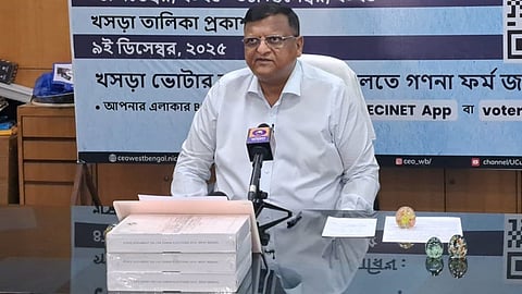 மேற்கு வங்​க மாநில தலைமை தேர்தல் அதி​காரி மனோஜ் அகர்​வால்