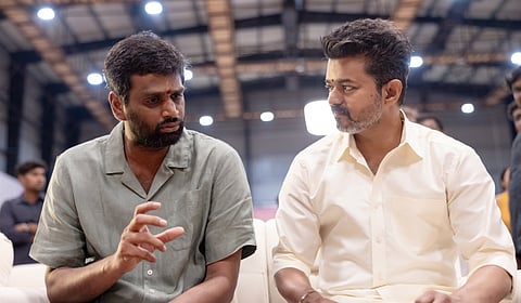 ‘ஜனநாயகன்’ ரீமேக் படமா? - ‘ஹிண்ட்ஸ்’ தரும் ஹெச்.வினோத்