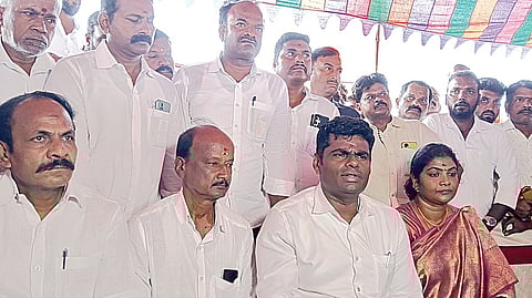 “டெல்லி ஜிங் ஜாங்... தமிழ்நாட்டு ஜிங் ஜாங்!”- காங்கிரஸ் கோஷ்டிகளை கலாய்த்த அண்ணாமலை