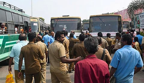 போக்குவரத்து தொழிலாளர்களுக்கும் ஓய்வூதியத் திட்டம் வேண்டும்: ஏஐடியுசி, சிஐடியு வலியுறுத்தல்