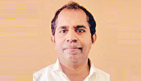 பெரு​மாள் பிள்ளை