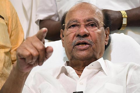 ராமதாஸ் 