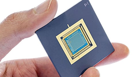 மின்னணு பொருள் ஏற்றுமதி ரூ.4 லட்சம் கோடியை தாண்டியது!