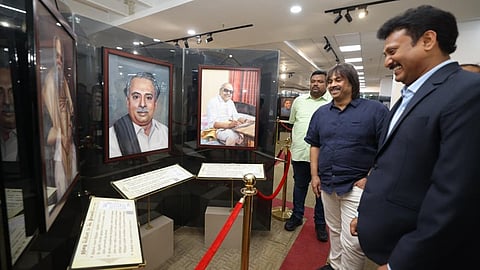 கர்நாடகாவிலும் இருமொழிக் கல்விதான் பின்பற்றுகிறோம்: அமைச்சர் மது பங்காரப்பா தகவல் 