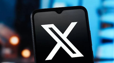 உலகம் முழுவதும் எக்ஸ் தளம் திடீர் முடக்கம்: பயனர்கள் அவதி!