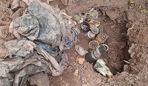 காஷ்மீரில் தீவிரவாதிகளின் 3 புகலிடங்கள் தகர்ப்பு