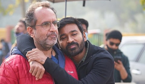 தனுஷ் படத்துக்கு எதிராக ரூ.84 கோடி இழப்பீடு கேட்டு வழக்கு