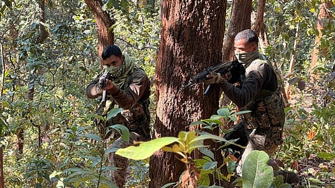 ஜார்க்கண்ட் என்கவுன்ட்டரில் 15 மாவோயிஸ்ட்கள் உயிரிழப்பு