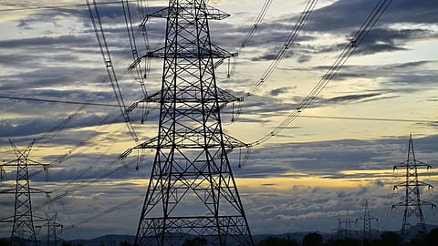 இந்தியாவின் மின் விநியோக கட்டமைப்பு 5 லட்சம் சர்க்யூட் கி.மீ. கடந்து சாதனை