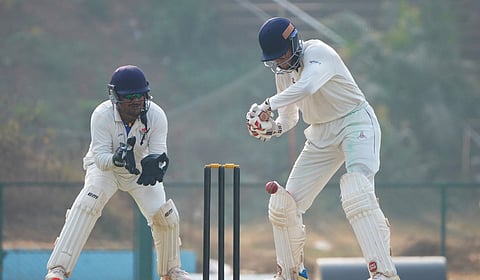 ரஞ்சி கோப்பை கிரிக்கெட்: தமிழக அணி 281 ரன்கள் சேர்ப்பு 