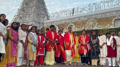 ஏழுமலையானை தரிசித்த பார்வையற்ற இந்திய மகளிர் கிரிக்கெட் அணியினர்